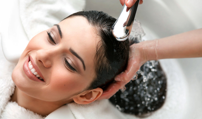 01. Hot Oil Massage With Shampoo