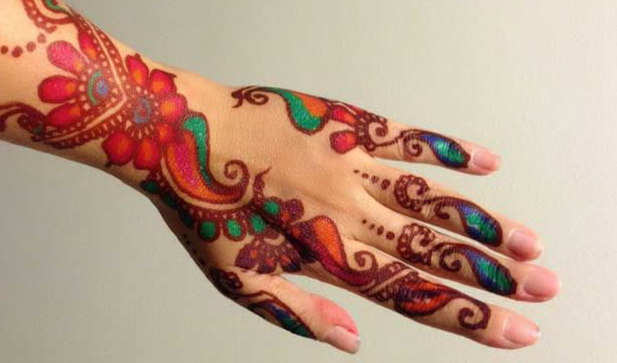 03. Colourful Henna